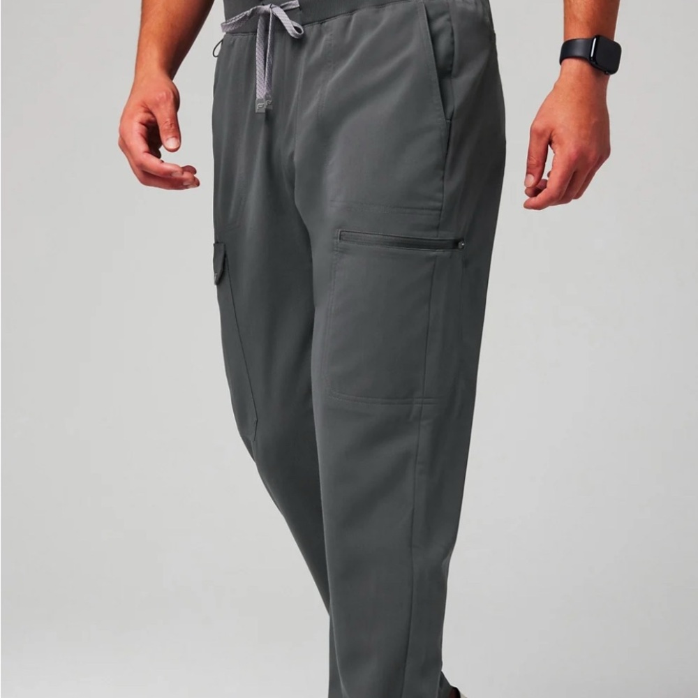 Fabletics Equip Cargo Scrub Pant XL Tall